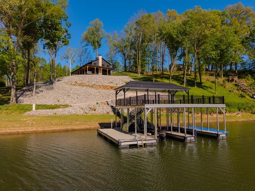 139 River Oaks Dr, Sparta, TN, 38583-7908 | Card Image