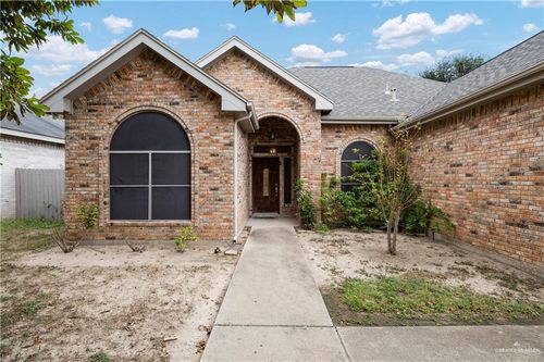 1018 N Yale Dr, Edinburg, TX, 78541-6208 | Card Image