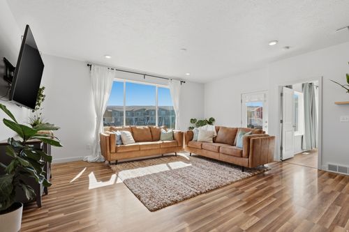 1048 Azul Meadows Way, Bluffdale, UT, 84065-1760 | Card Image