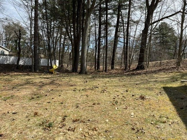 9 - 9 Ravine Rd, Home with 3 bedrooms, 2 bathrooms and 3 parking in Wayland MA | Image 11