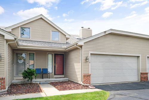 1118-1118 Bernath Pkwy, Toledo, OH, 43615-6743 | Card Image