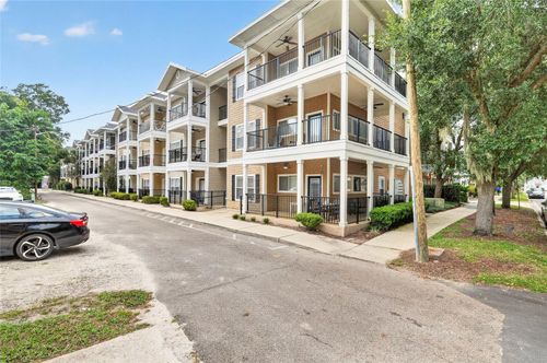 305-1440 Nw 3rd Pl, GAINESVILLE, FL, 32603-3902 | Card Image