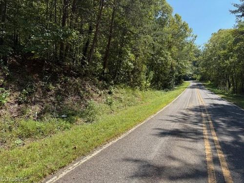 3 Arlie Myers Store Rd, Mc Grady, NC, 28649 | Card Image