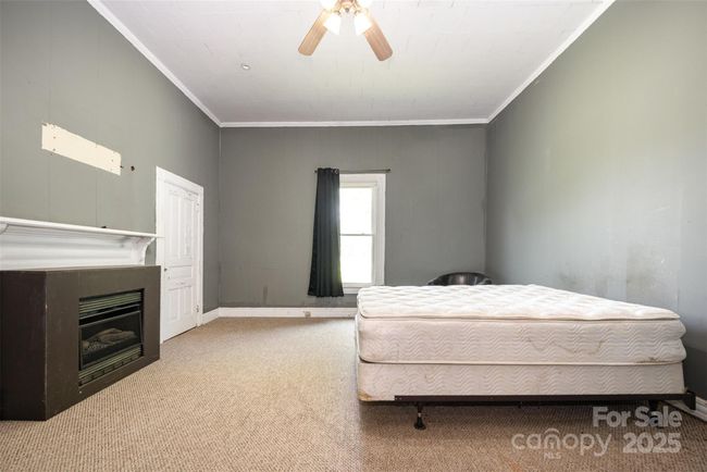 1637 N College Ave, House other with 4 bedrooms, 2 bathrooms and null parking in Newton NC | Image 21