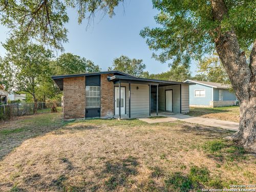 5830 Castle Yard, San Antonio, TX, 78218-4146 | Card Image