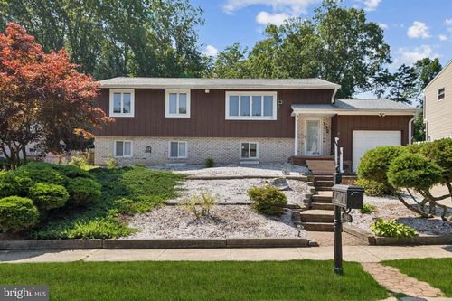 102 Trent Rd, BLACKWOOD, NJ, 08012-1824 | Card Image