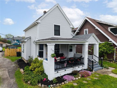 209 Gulf Road, Elyria, OH, 44035 | Card Image