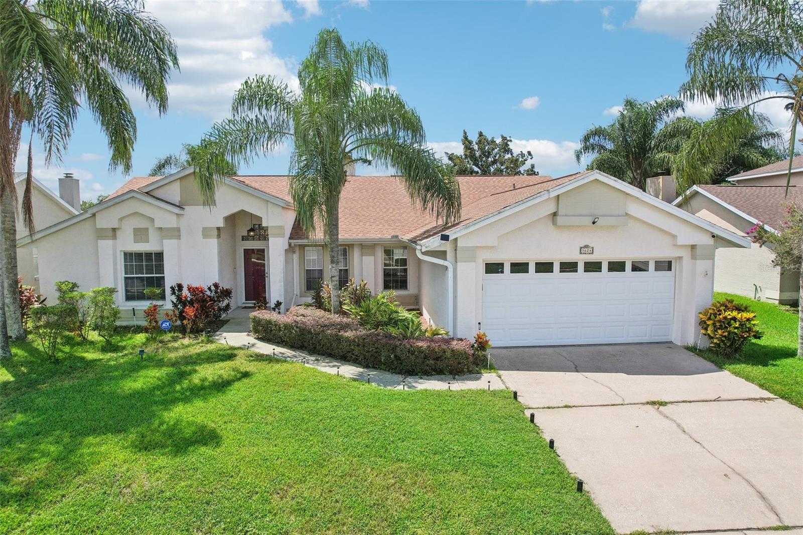 Molona Dr, Orlando, FL 32837