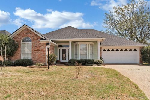 9017 Pink Pearl Ct, Shreveport, LA, 71115-3654 | Card Image