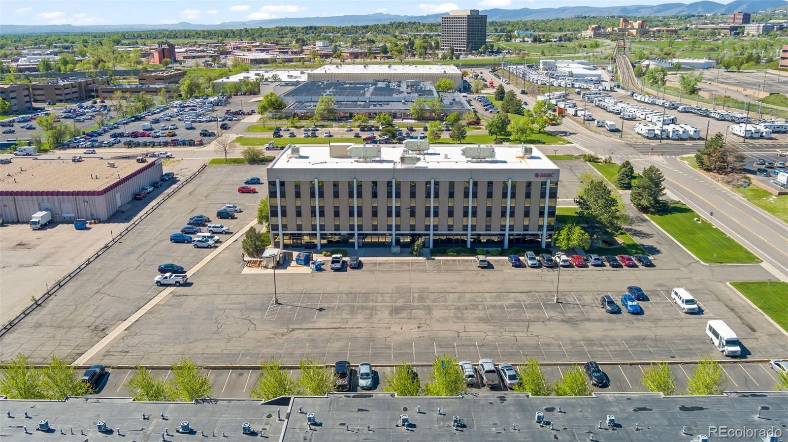 Commercial Lease in Lakewood 3