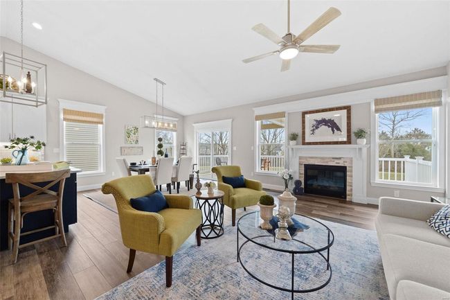 Photo is representation of a similar home. Some features shown may be optional/upgrades. | Image 20
