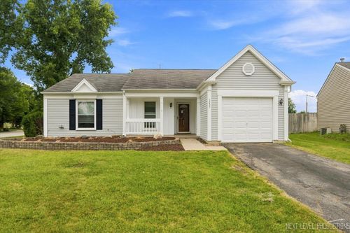 3235 Blaine Ct E, Aurora, IL, 60504-7270 | Card Image