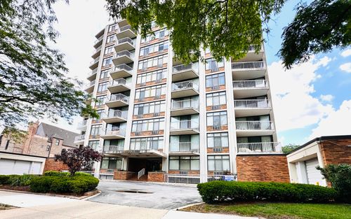 apt-601-3100 S King Dr, CHICAGO, IL, 60616-3479 | Card Image