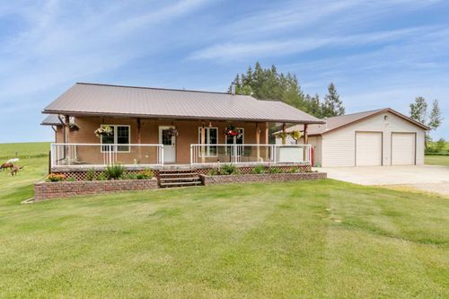 415045 Range Road 30, Rural Ponoka County, AB, T0C2J0 | Card Image