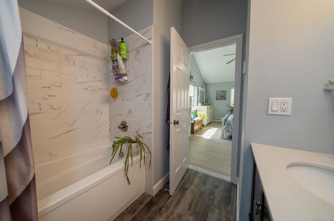 Updated attached bath | Image 15