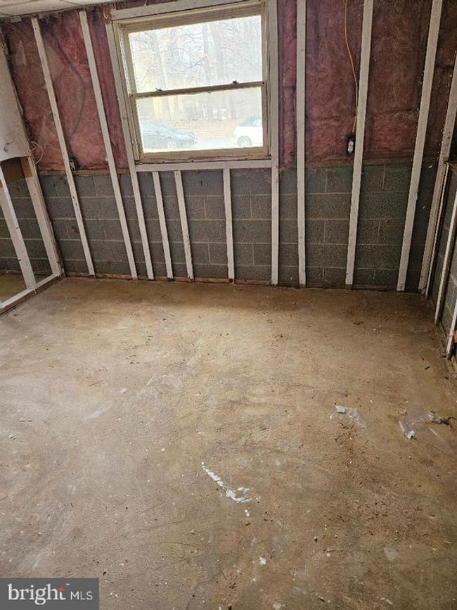 9903 Quiet Glen Ct, House other with 5 bedrooms, 3 bathrooms and null parking in SPRINGDALE MD | Image 17
