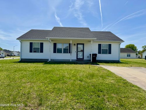 205 Summerfield St, Elizabeth City, NC, 27909-2733 | Card Image