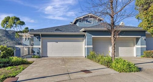 142 Kestrel Ct, Brisbane, CA, 94005 | Card Image