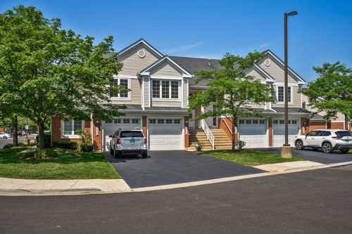 unit-c-7434 Lincoln Ave, Skokie, IL, 60076-5815 | Card Image