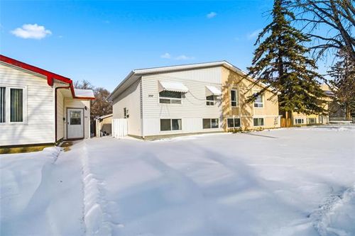 297 Adsum Dr, Winnipeg, MB, R2P0V9 | Card Image