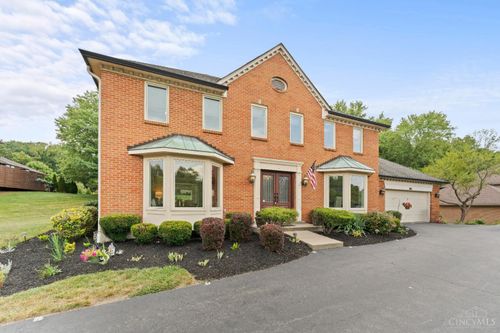 845 Eaglesknoll Ct, Cincinnati, OH, 45255-4313 | Card Image