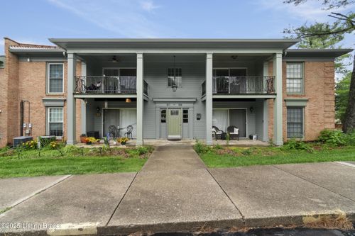 818 Highwood Dr, Louisville, KY, 40206-3298 | Card Image