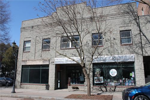 126 W State St, Ithaca, NY, 14850-5428 | Card Image