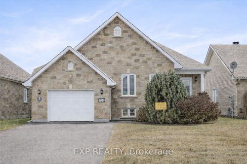 726 Rue Des Pommiers, Casselman, ON, K0A1M0 | Card Image