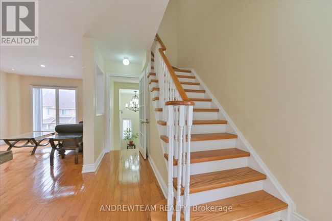 1 - 1075 Ellesmere Rd, Townhouse with 5 bedrooms, 4 bathrooms and 2 parking in Scarborough ON | Image 13