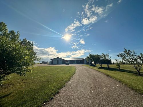 {{alt}} | Card Image