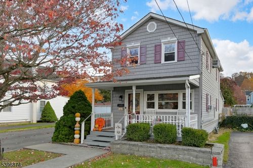 31 Hamilton St, Bloomingdale, NJ, 07403-1730 | Card Image