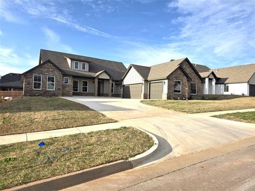 11600 Nw 103rd St, Yukon, OK, 73099-3732 | Card Image