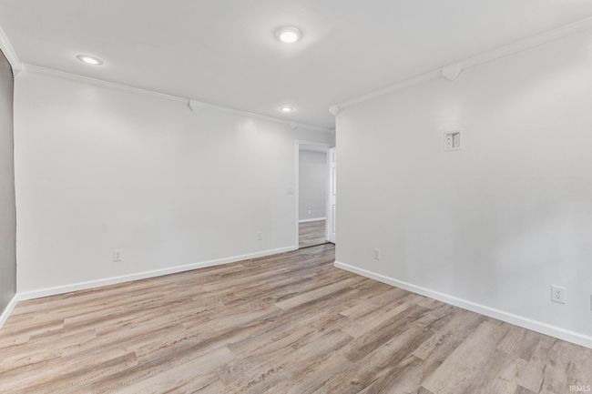 340 W Turner St, House other with 3 bedrooms, 3 bathrooms and null parking in Bloomfield IN | Image 17