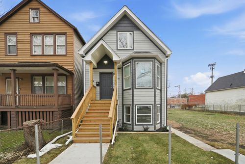 8839 S Colfax Ave, Chicago, IL, 60617-2436 | Card Image