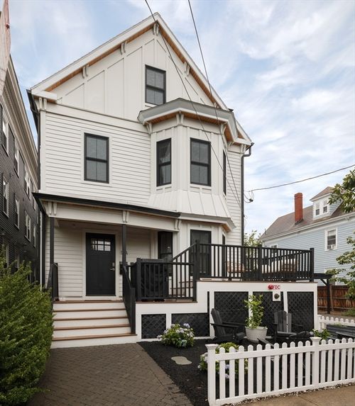 13a-13 Quincy St, Somerville, MA, 02143-1719 | Card Image