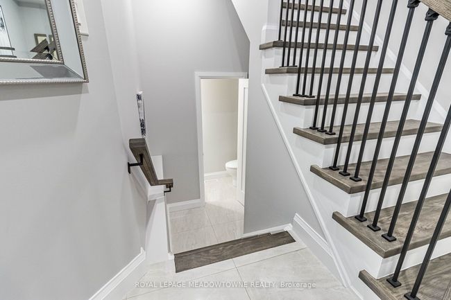 20 Sloan Dr, House other with 4 bedrooms, 4 bathrooms and 2 parking in Milton ON | Image 7