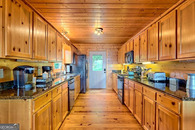 672 Screamer Dr, House other with 3 bedrooms, 3 bathrooms and null parking in Clayton GA | Image 39