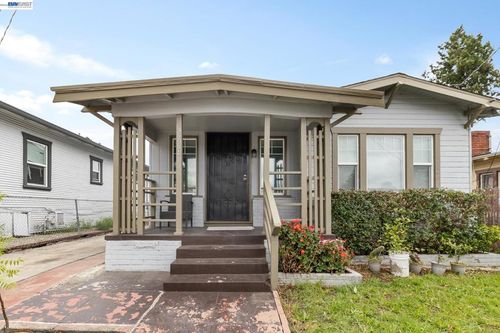 2764 78th Ave, Oakland, CA, 94621-2567 | Card Image