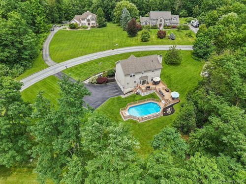 3 Garnett Hill Rd, Chester, NY, 10918-4805 | Card Image
