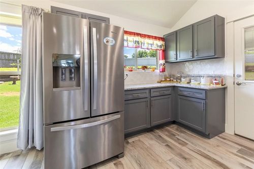 302 Tuscany Circle, Noble, OK, 73068 | Card Image