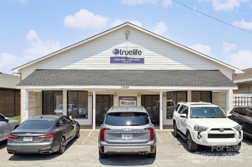 12048 Stallings Commerce Dr, Matthews, NC, 28105-5031 | Card Image