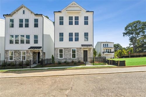 744 Auguste Ave, Scottdale, GA, 30079-3401 | Card Image