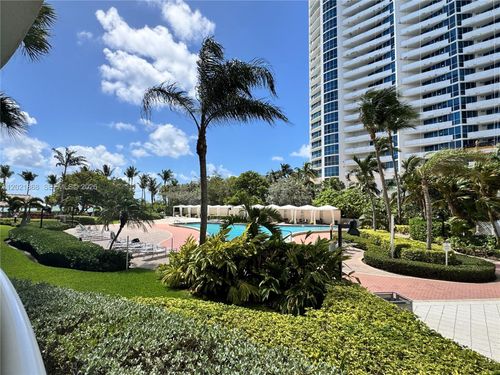 119-3001 S Ocean Dr, Hollywood, FL, 33019-2862 | Card Image