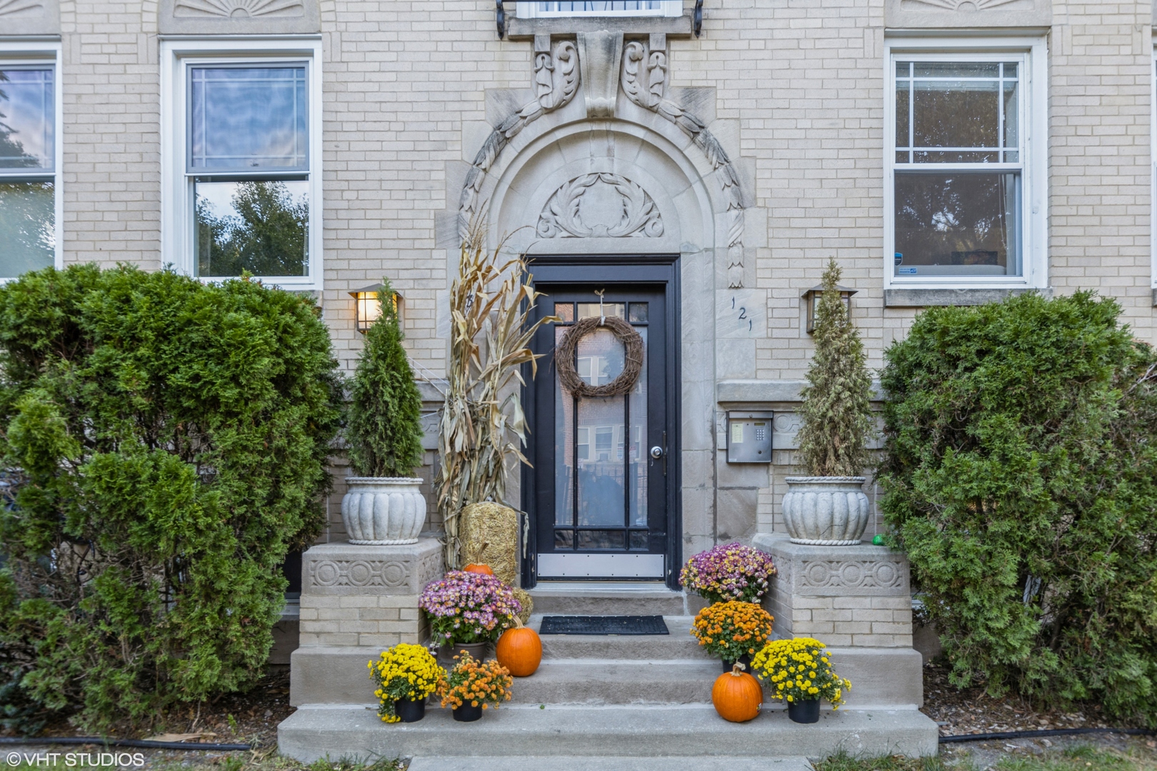 1S 121 Custer Avenue, For Sale in Evanston Zoocasa