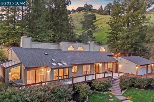 12 Lost Valley Dr, Orinda, CA, 94563-3910 | Card Image