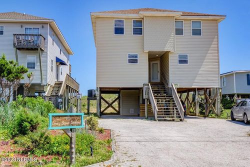 3800 Island Dr, N Topsail Beach, NC, 28460-8208 | Card Image