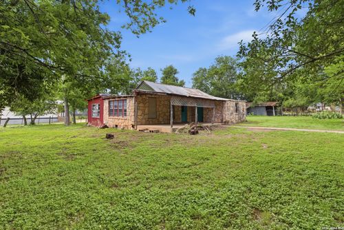247 Live Oaks St, Medina, TX, 78055 | Card Image