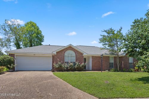 1013 Brashears Pt, Ridgeland, MS, 39157-1050 | Card Image