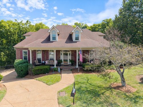 5729 Chadwick Ln, Brentwood, TN, 37027-4780 | Card Image