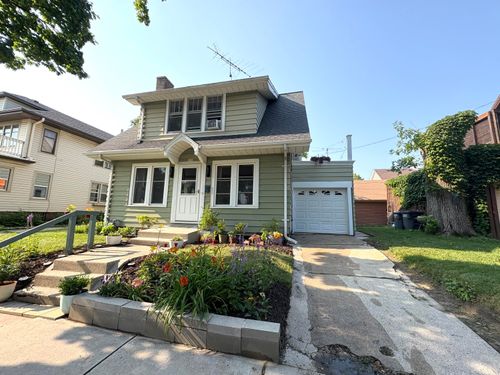 1214 Bluff Ave, Sheboygan, WI, 53081-2576 | Card Image